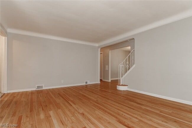 Photo - 1752 Brainard Rd