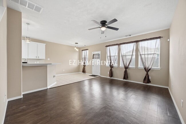 Photo - 8813 Elm Drake Ln