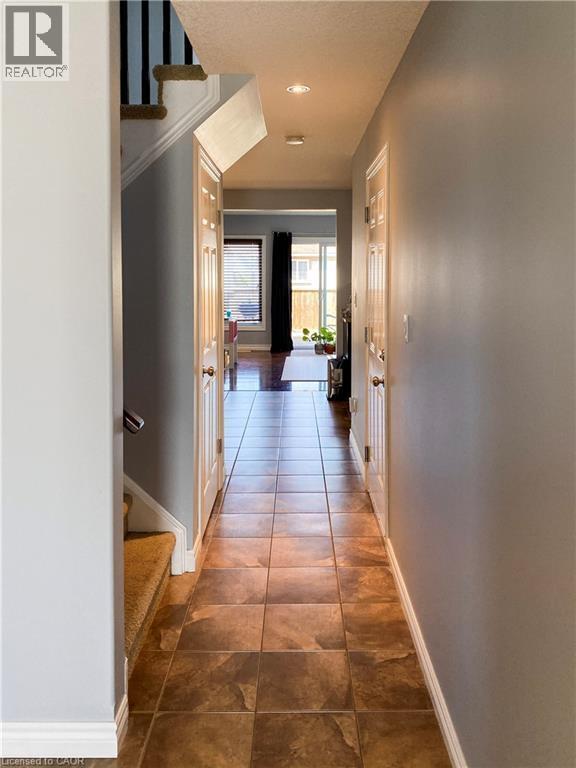 Photo - 180 Huck Crescent