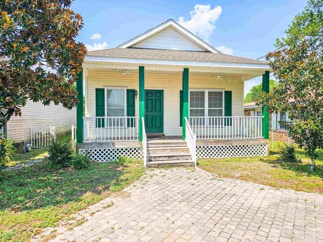 Building Photo - 3210 Seabrook St