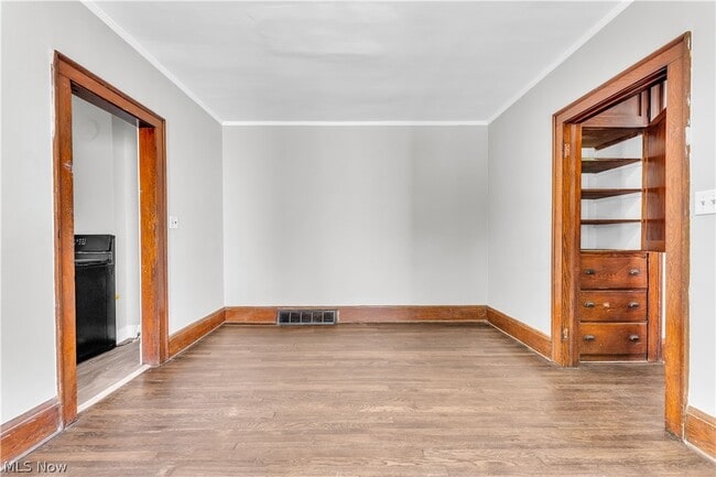 Photo - 1321 W 85th St Unit 2