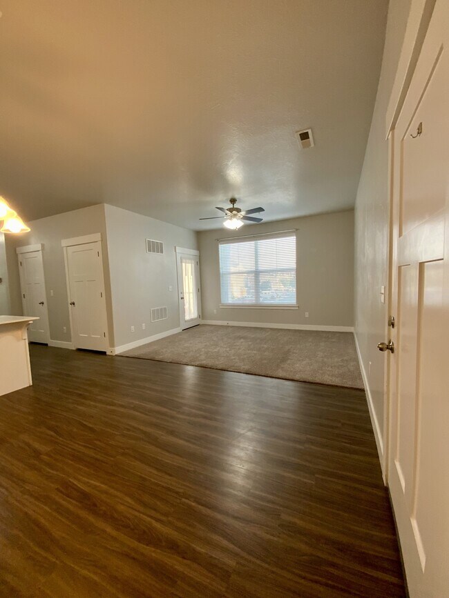 Photo - 3724 W 1850 N