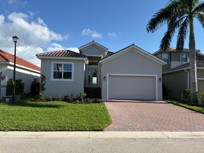 Building Photo - 8613 Banyan Bay Blvd
