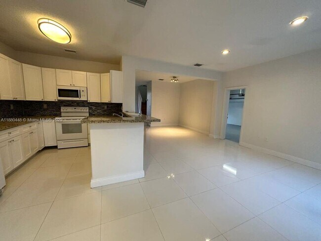 Photo - 10812 51 St Lane 0, Doral, FL 33172