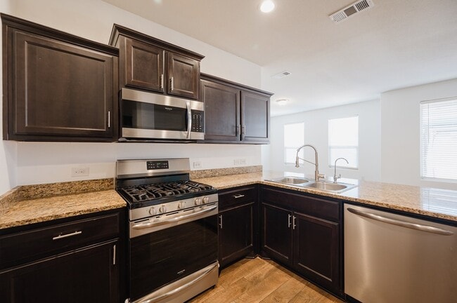 Photo - 1727 Twin Falls Dr