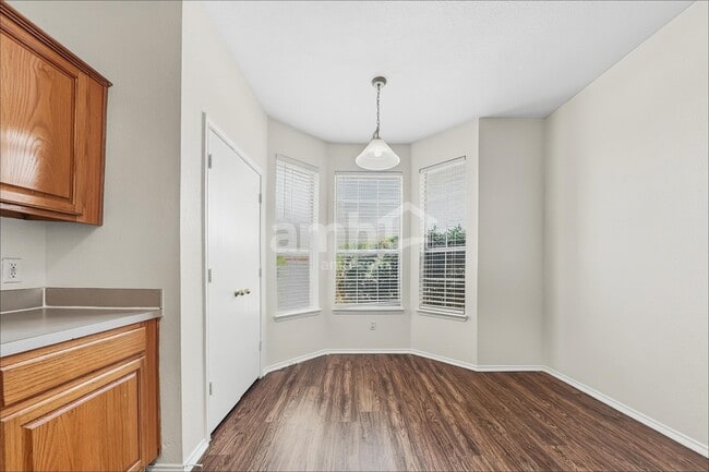 Photo - 8516 Rainy Lake Dr