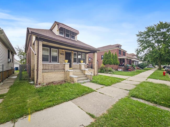 Building Photo - 12080 Saint Aubin St Rental
