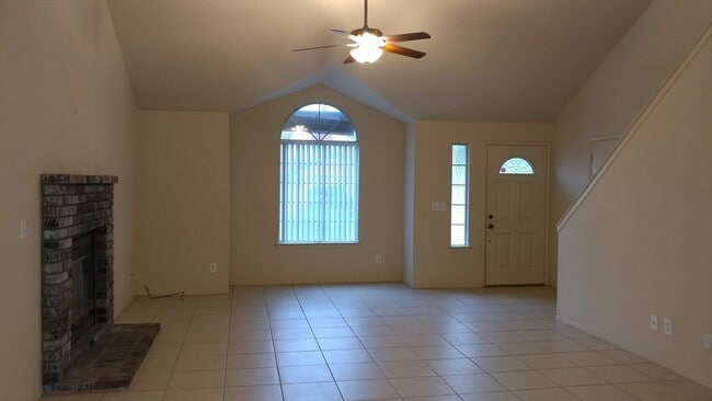 Photo - 2 Story home in NE Fresno, Clovis Schools ...