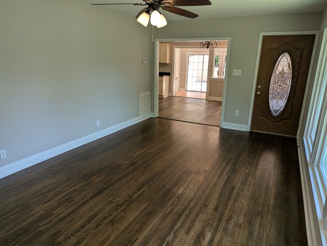Photo - 109 Poplar Trl