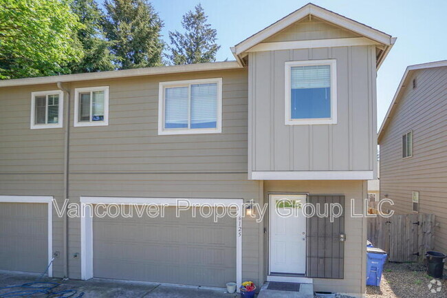 Building Photo - 6125 NE 105th Ave Rental