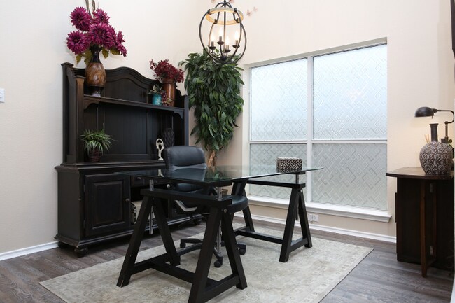 Photo - 6010 Wood Bayou