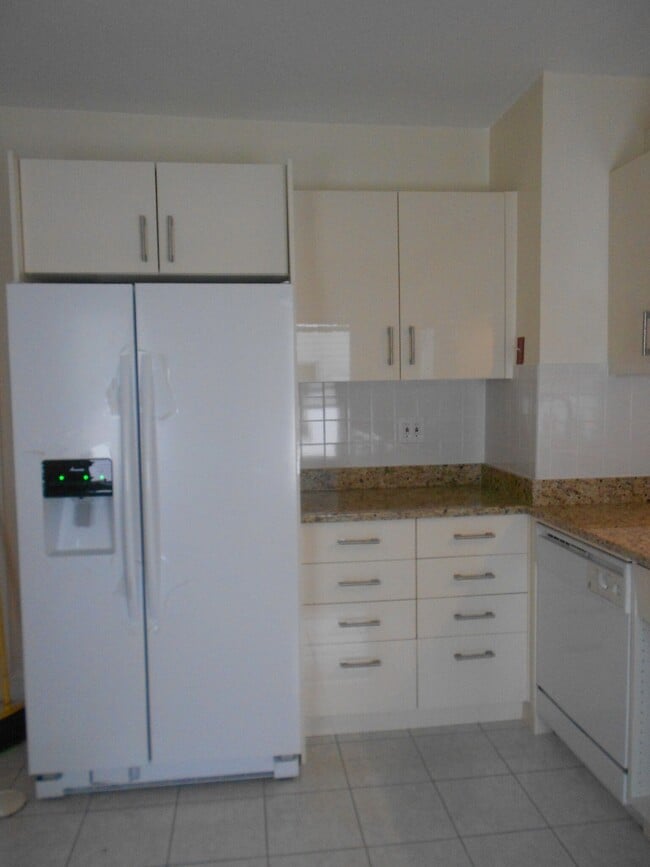 Photo - 63 Fairbanks St Unit 2J