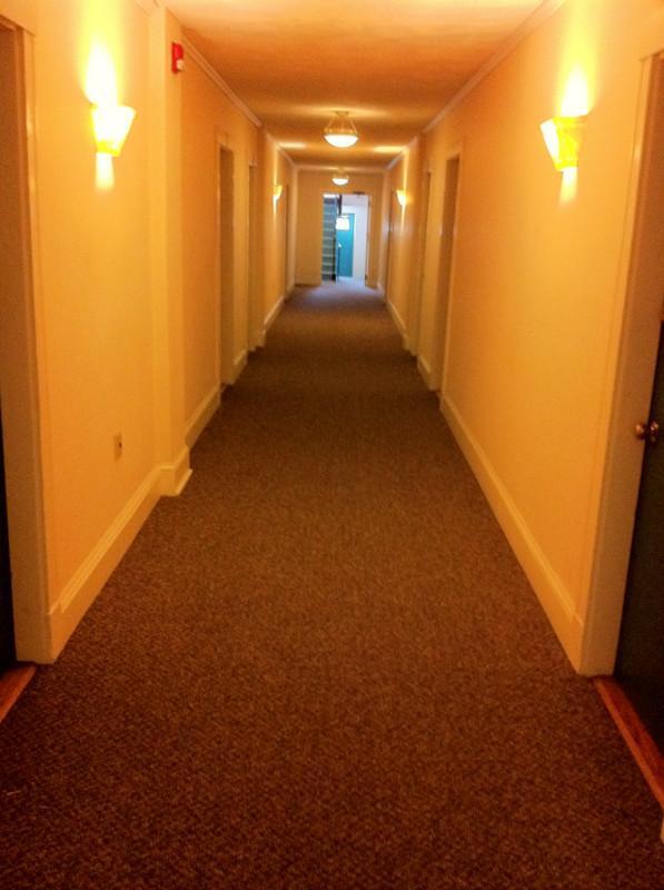 Building Photo - 401 Highland Ave Unit 31