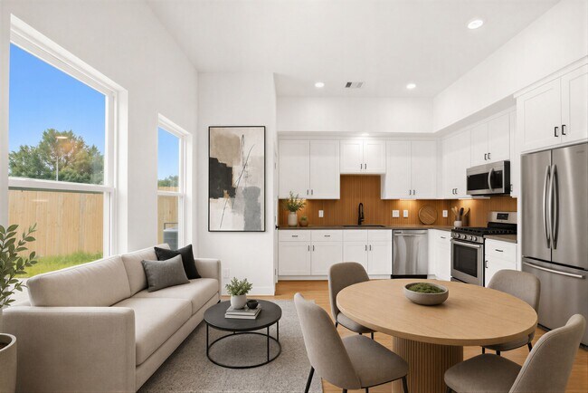 Photo - 7841 Sunnyhill St