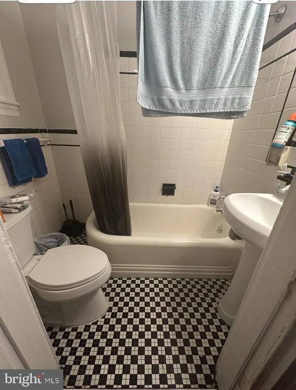 Photo - 1211 Spruce St