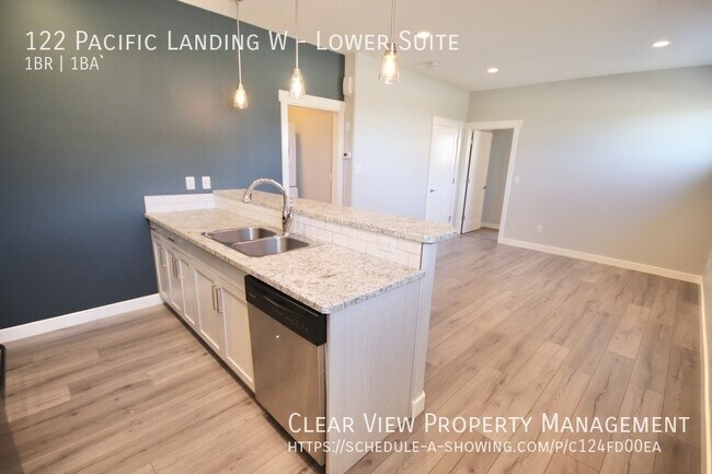 Photo - ??Showings available NOW at (403) 542-7568??Modern one bedroom, one bathroom basement suite locat... Unité Lower Suite
