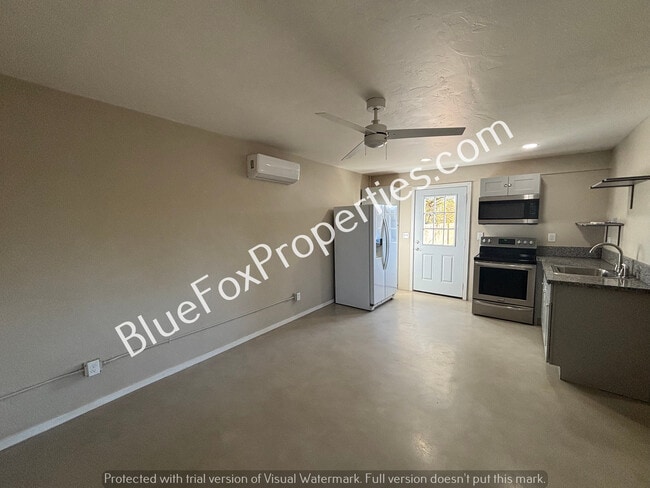 Photo - 2641 N Fontana Ave