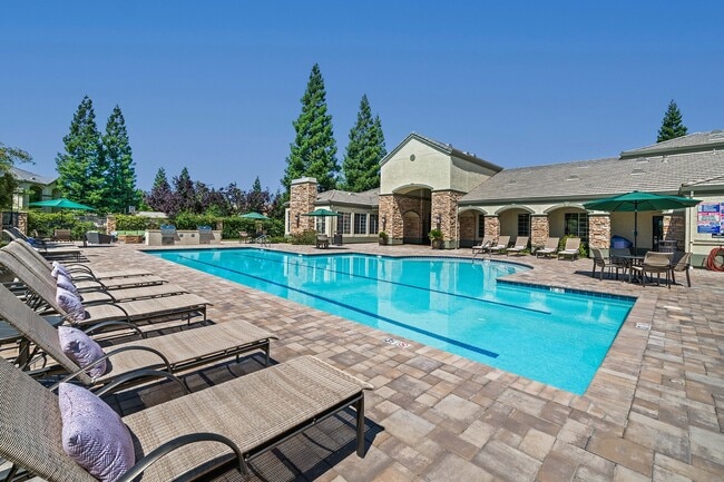 Willow Springs Apartments