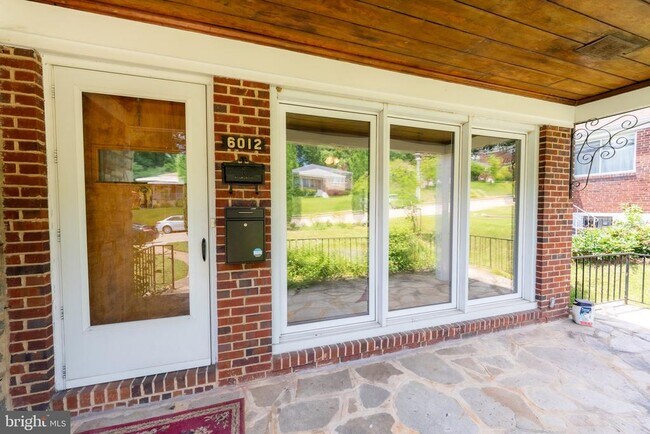 Photo - 6012 Woodcrest Ave House