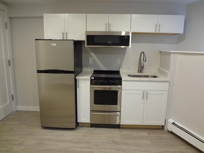 Photo - 15 Seaverns Ave