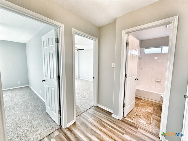 Building Photo - 2137 Dorman Dr Rental