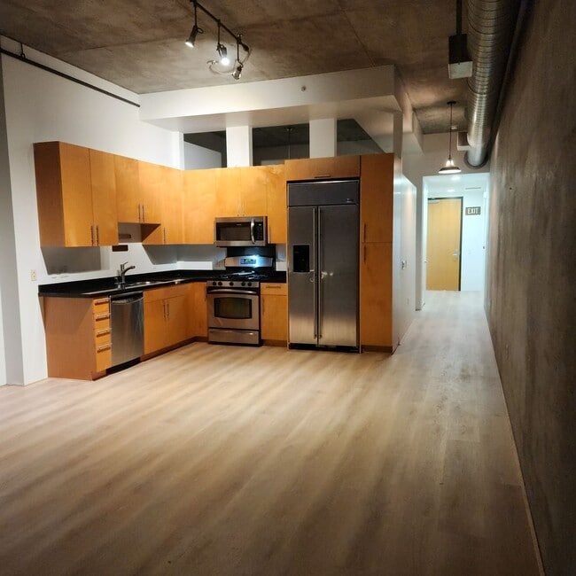 Building Photo - Cool East Village 1 Bedroom with Views (10... Rental