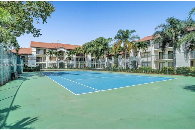 Photo - 630 S Park Rd Unidad 211-3