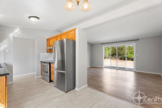 Photo - 8805 NE 90th Ave