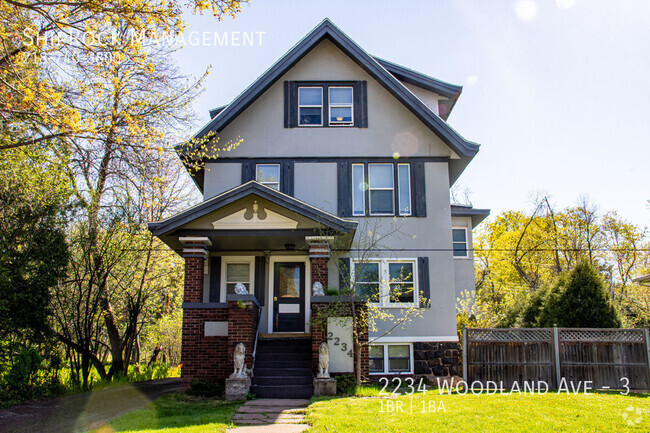 Building Photo - 2234 Woodland Ave Unit 3 Rental