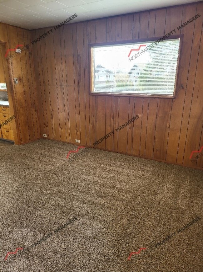 Photo - STATUS: *PENDING APPLICATION* | R13F | $1495