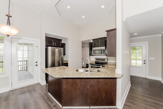 Photo - 1724 Brick Ct