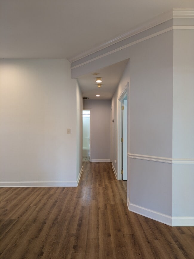 Photo - 810 Mill Creek Ln