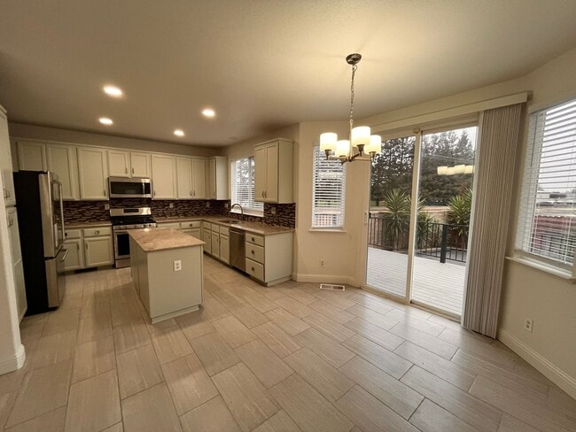 Photo - Near Kaiser/Pelandale