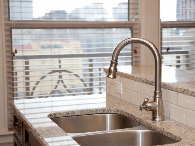 Photo - Hibernia Tower Apartments