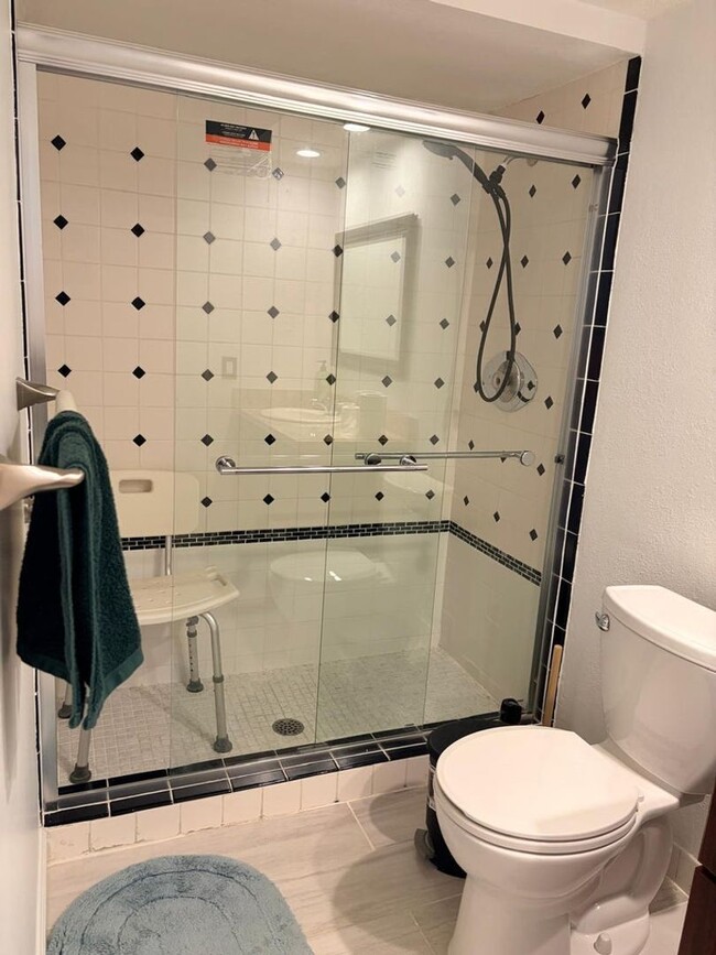 Photo - 1641 Fairway Rd