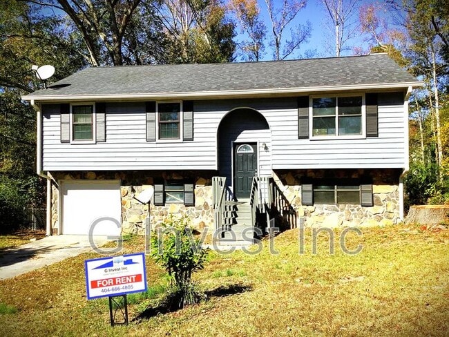 Building Photo - 2825 Fox Hall Ln N