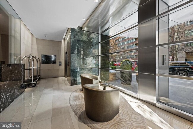 Photo - 1155 23rd St NW Unit 6C