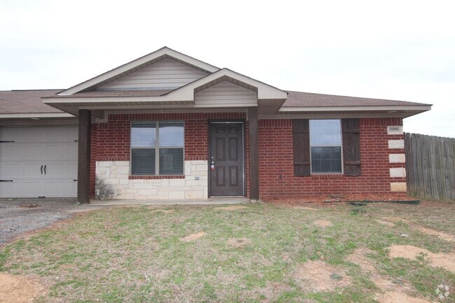 Building Photo - 2 Bedroom Duplex for Rent in Lindale! Unit 16920 Loring Ln Rental