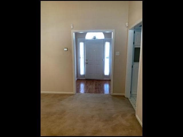 Photo - 1024 Colonial Dr