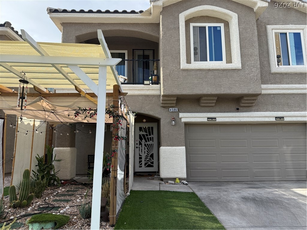 Photo - 4586 Tulipan Way