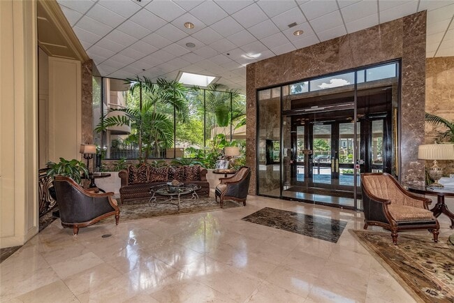 Building Photo - 3525 Sage Rd Unit 1402