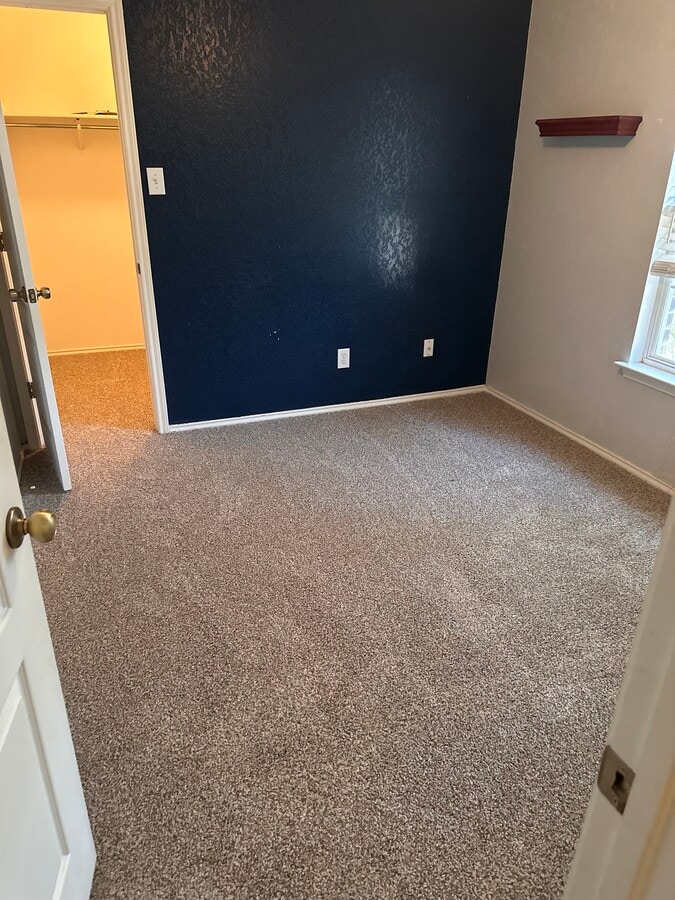 Photo - 10366 Manor Crk