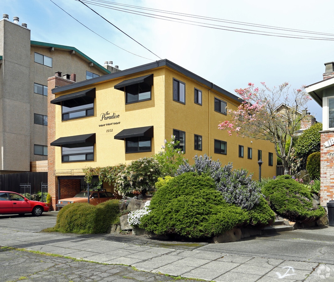 Photo - Paradise Apartments