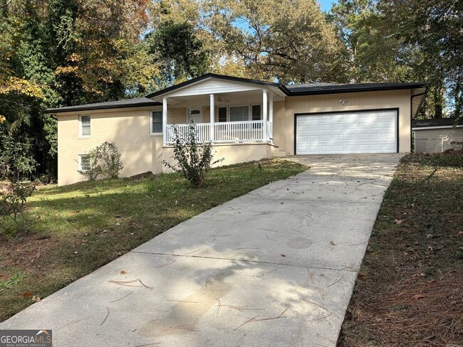 Photo - 111 Hawthorne Rd