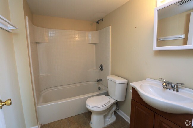 Photo - Pine Bridge Apartments