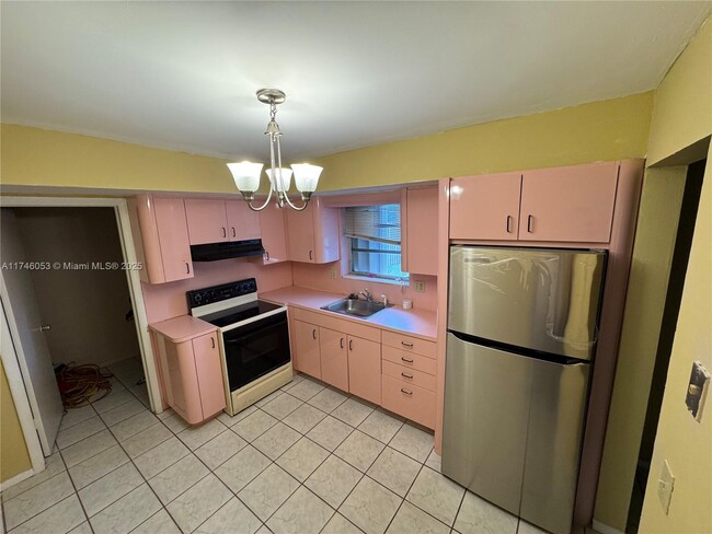 Photo - 1108 NE 2nd Ct Apartment Unit 1108