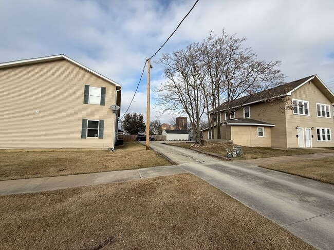 Photo - 9th Street Unit B