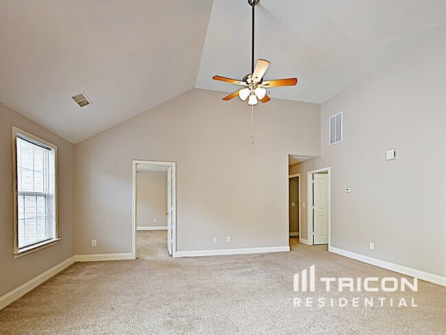 Photo - 2309 Saluda Dr