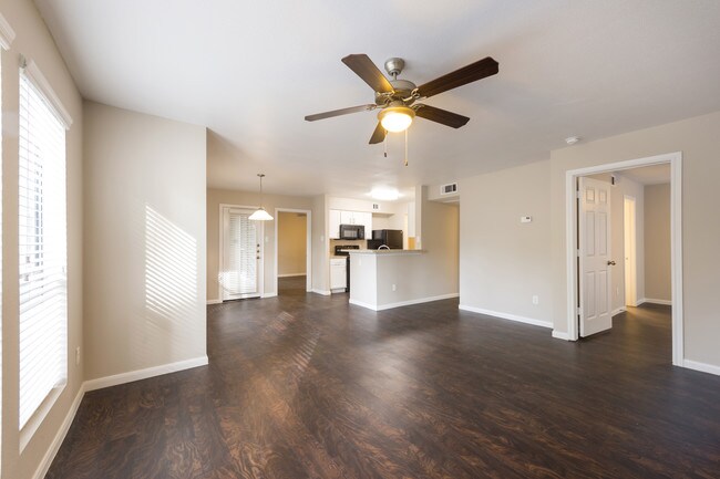 Photo - Riverwalk Apartments