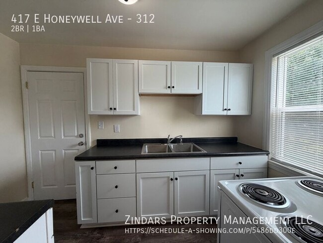 Building Photo - 417 E Honeywell Ave Unit 312
